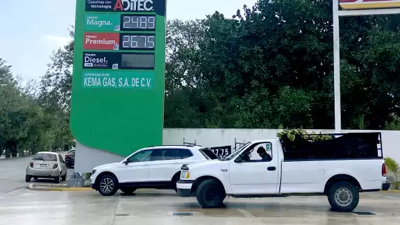 El costo establecido por el Gobierno es de 24 pesos por litro El costo establecido por el Gobierno es de 24 pesos por litro