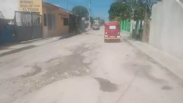 Solicitan a la presidenta de Sabancuy, Angélica Herrera Canul, un bacheo de calidad que perdure