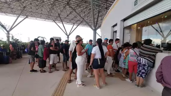 Algunos turistas mostraron más interés en viajar durante diciembre para visitar a sus familiares