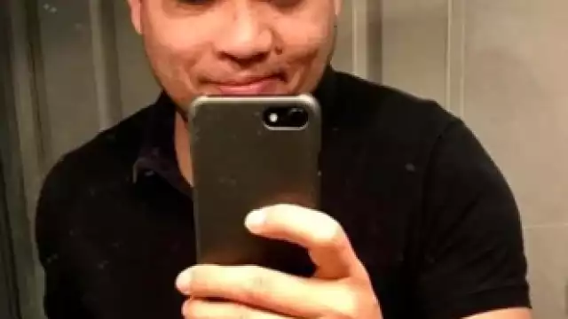 Abraham Maza se desempeñaba de 2013 como conductor titular en la Revista Informativa VocesRadio