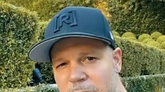 Residente también reveló que Balvin lo llamó “llorando” para que borrara el video que había subido inicialmente con el que comenzó la polémica Residente también reveló que Balvin lo llamó “llorando” para que borrara el video que había subido inicialmente con el que comenzó la polémica