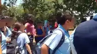 Menores de edad se pelean frente a sus maestros en escuela de Chiapas
