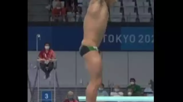 Rommel Pacheco realizó seis clavados los cuales dos fueron su as bajo la manga para clasificar en las Semifinales