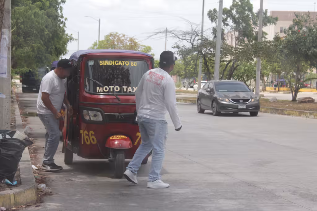 Mototaxis en Cancún: entre la necesidad diaria y el riesgo vial
