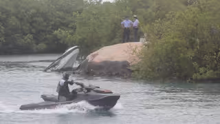 Denuncian motos acuáticas a exceso de velocidad en canal Sigfrido de Cancún