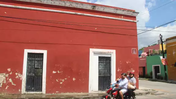 El objetivo es restaurar casas abandonadas y crear mejores espacios. El objetivo es restaurar casas abandonadas y crear mejores espacios.