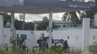 Una empresa fue clausurada por Protección Civil, pero siguió operando de forma ilegal, según vecinos