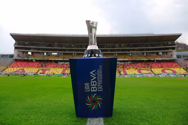 Comienza el primero de dos partido antes de conocer al campeón