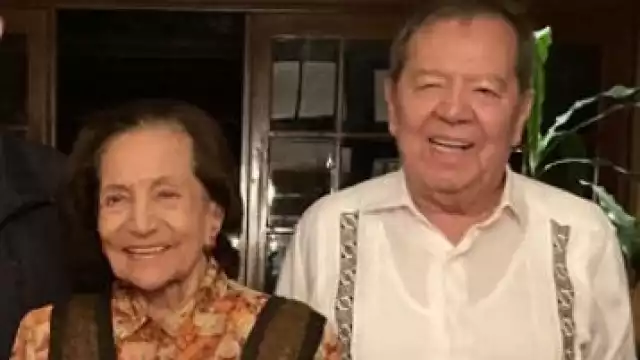 Muñoz Ledo e Ifigenia Martínez