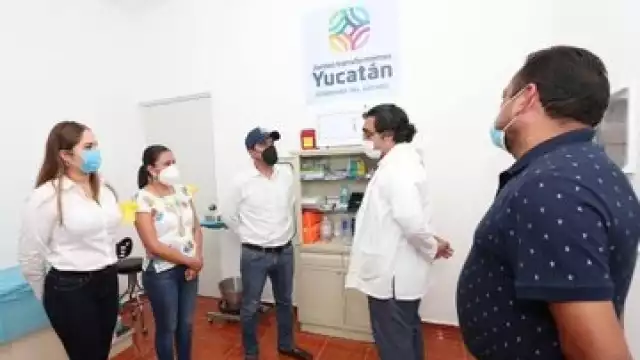 A través de su cuenta de Twitter el mandatario estatal compartió algunas fotografías de la visita