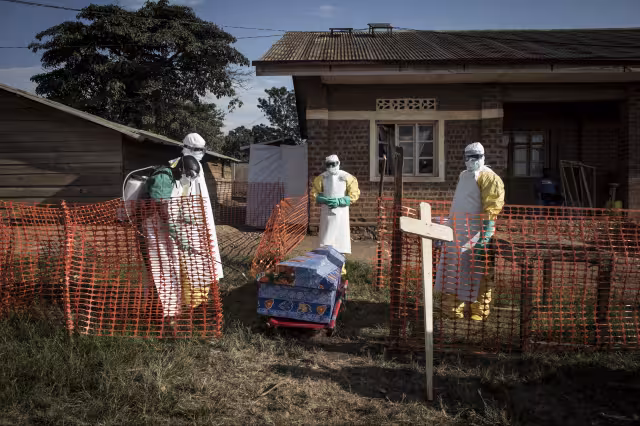 La ébola en África ha causado decenas de muertes; ¿es momento de preocuparnos?