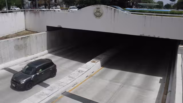 Debido a la acumulación de agua de lluvia que recibió la zona, ocasionó la falla eléctrica y por ende el encharcamiento en el Paso Deprimido