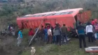 Accidente de autobús en Perú deja 10 muertos y 12 heridos