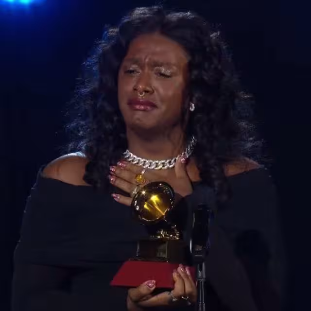 Latin Grammy: Brasileña Liniker es la primera artista transgénero en ganar el premio