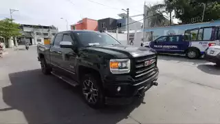 Conductor activa seguro para cubrir gastos médicos