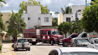 Incendio de una vivienda del fraccionamiento Vista Real de Cancún genera movilización de cuerpos de emergencia
