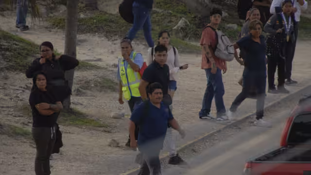 La Comar los asesora para que logren obtener su estancia legal en Cancún y puedan laborar