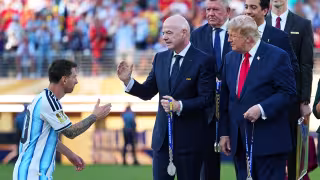 ¿Qué pasó entre Messi e Infantino? El frío saludo que se viralizó tras la Final del Mundial 2026