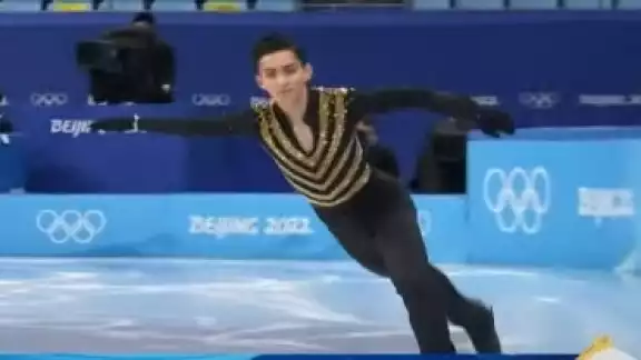 Donovan Carrillo debuto de manera exitosa. Foto: Captura de Pantalla