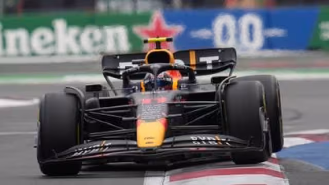 El tapatío de Red Bull le lleva una ventaja de cinco puntos al monegasco de Ferrari,