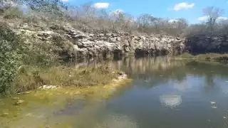 Según un habitante de Dzemul, las aguadas son amplias y alcanzan una profundidad hasta de 15 metros