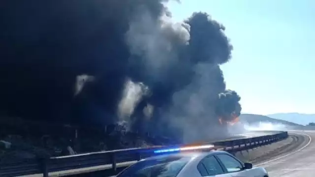 La columna de humo se podía ver a varios kilómetros