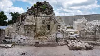 Descubren cerca de Xpujil una residencia maya de hace más de mil años