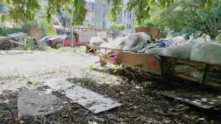 Muchos de los basureros llevan años de existencia sin ser removidos