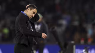 ¿Pumas se queda sin técnico?: Efraín Juárez presenta su renuncia por teléfono