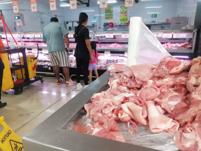 Ciudadanos revelaron que la compra de carne y verduras ahora es un lujo, mientras que respetar la Cuaresma cada vez resulta más complicado