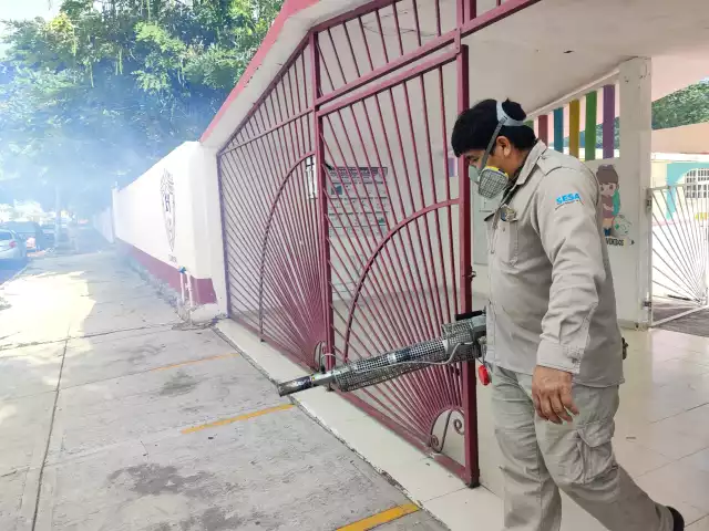 La Jurisdicción Sanitaria 2 informó que desde el miércoles pasado comenzaron los trabajos de Vectores en varias colonias