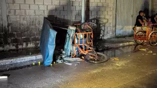 Vendedor de elotes fue arrollado por un vehículo fantasma en San Manuel.