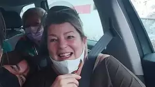 La situación causó molestia en los habitantes, ya que la cantante tiene los medios para ir a hospitales privados