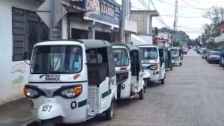 Regularización de mototaxis divide al gremio en José María Morelos