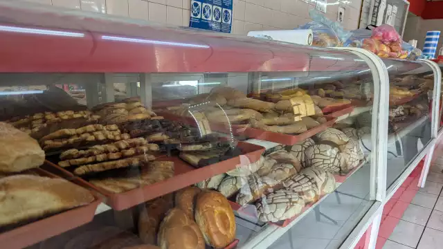 Los conitos y teleras, entre los pro ductos más solicitados este mes.