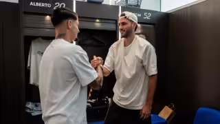 Santiago Giménez fue registrado como italiano por el Porto y esta es la razón