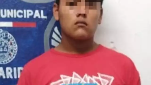 El sujeto pretendió darse a la fuga, protagonizando una breve persecución