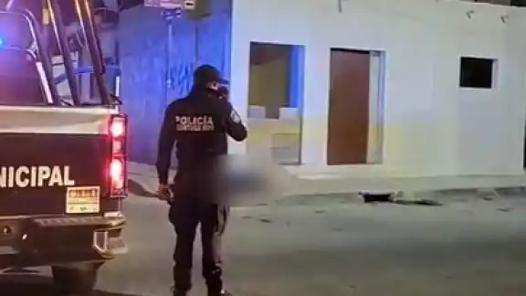 Los cuerpos de los dos hombres quedaron tirados sobre la vía pública en la colonia Centro de Tulum Los cuerpos de los dos hombres quedaron tirados sobre la vía pública en la colonia Centro de Tulum