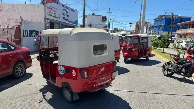 Ángel O.V.M., Vicente de J.R.C. y Jorge G.V. están detenidos por ataques a las vías de comunicación, amenazas y ultraje a la autoridad