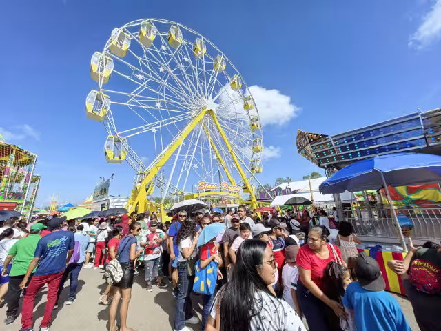 Feria de Carmen 2025: juegos gratis alegran a niños y alivian bolsillos
