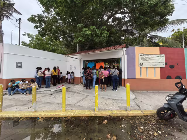 Amparo a docentes no resuelve crisis escolar: sigue vacío el jardín de niños en Campeche