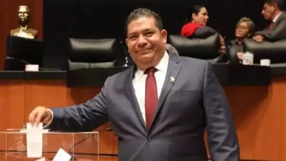 El senador por Morena perdió la vida a causa del COVID-19 El senador por Morena perdió la vida a causa del COVID-19