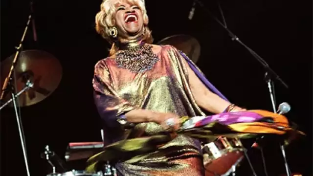 Nacida en La Habana en 1924, Celia inició su carrera en la década de 1940