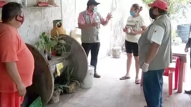 Aún no hay comunicación terrestre para llegar a Chemblás, por la existencia de charcos con profundidad de un metro. Foto: Por Esto!