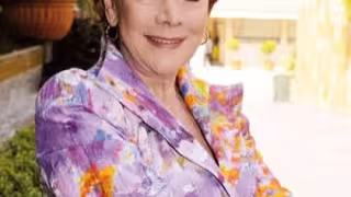 Jacqueline Andere pasó más de 60 años trabajando con contrato exclusivo en Televisa