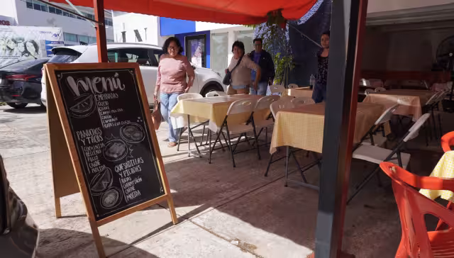 Semana Santa, respiro para restauranteros ante crisis de insumos