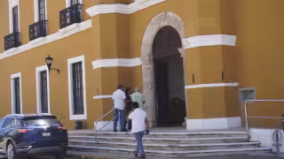 Carlos Manuel exige reinstalación ignorada por Ayuntamiento de Campeche