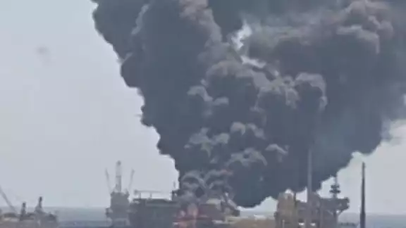 Los obreros resultaron con quemaduras Los obreros resultaron con quemaduras