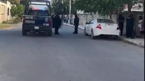 El hombre recibió 5 disparos