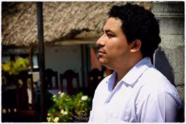 Esta es la segunda parte del ensayo de Kenia Aubry 
sobre la obra del autor campechano, poeta laureado de la ciudad de Cincinnati y